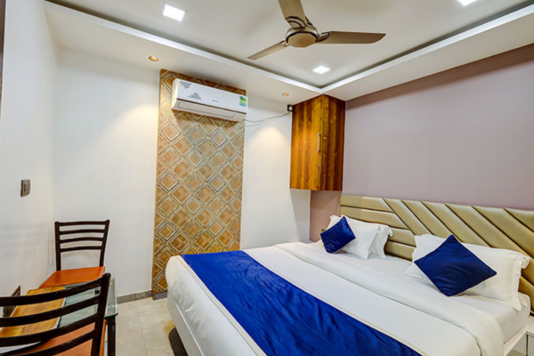 3 Person AC Room